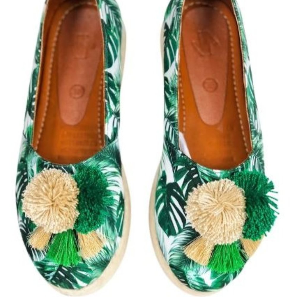 Vida Palm Platform Moccasins - Size 6 IOB